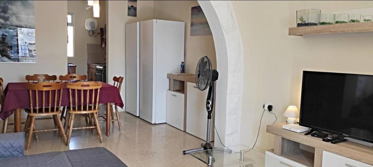 Sea View 2 Bedroom Apartment Marsaskala Eksteriør bilde