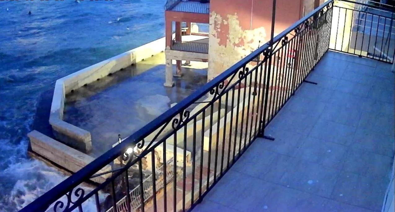 Sea View 2 Bedroom Apartment Marsaskala Eksteriør bilde
