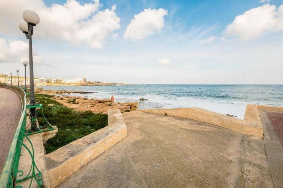 Sea View 2 Bedroom Apartment Marsaskala Eksteriør bilde